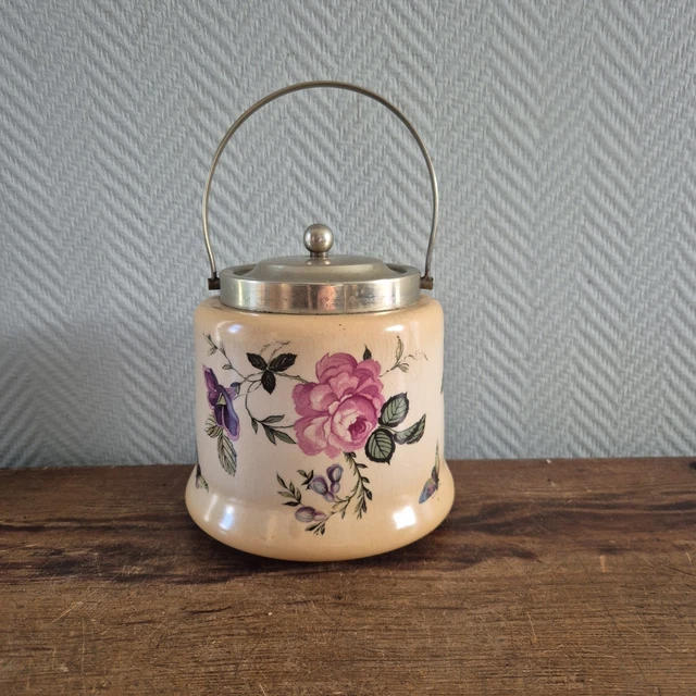 Ancienne Bonbonnière En Porcelaine L.F. Avec Scène De Calèche, XXe Ou Avant