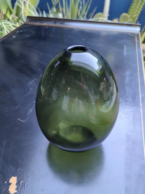 Kaj Franck rare Soap Bubble signed art glass, green, Nuutajarvi Finland