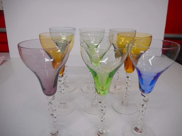 8 Delightful Laure Japy Palma Pattern Hand Blown Twisted Stem 6 3/4 '' Glasses 8 Delightful Laure Japy Palma Pattern Hand Blown Twisted Stem 6 3/4 '' Glasses