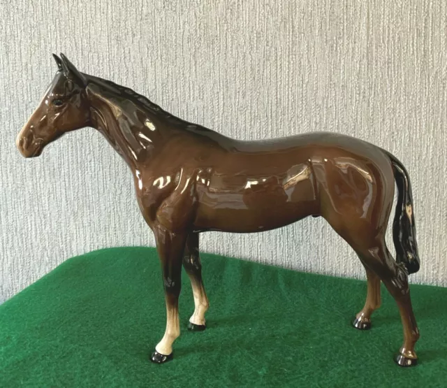 BESWICK HORSE RACEHORSE THE BOIS ROUSSEL BROWN GLOSS MODEL No. 701 PERFECT