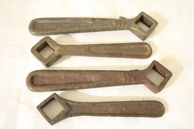 Antique Water Tank Tap Handles Keys Small Cast Steel Lot of 4
