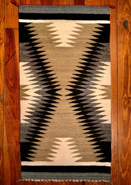 Beautiful Navajo Gallup Throw Rug,Variegated Handspun Wool,Vintage,Excellent,Nr!