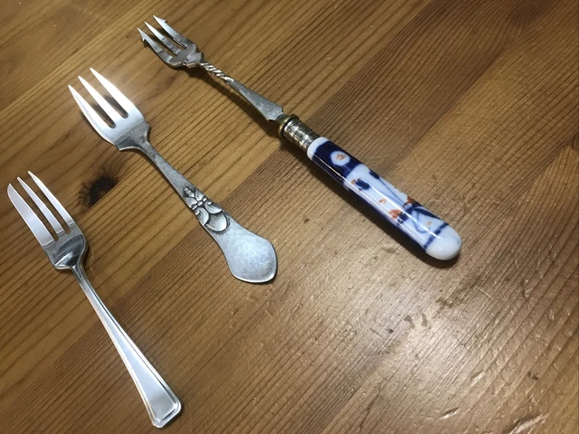 3 different forks,collectables vintage, good pre worn condition