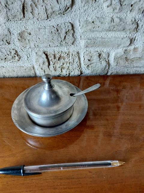 Dessous De Plat Artisanal – Anciennes Cuillères En étain, Fait Main