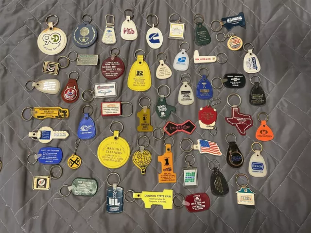 #12 Vintage Lot Of 50 Advertising Company Logos Car Brands Keychains Key Chains