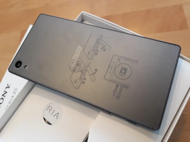 Sony Xperia Z5 32GB  Schwarz  Ohne Vertrag Sehr Gut – Refurbished