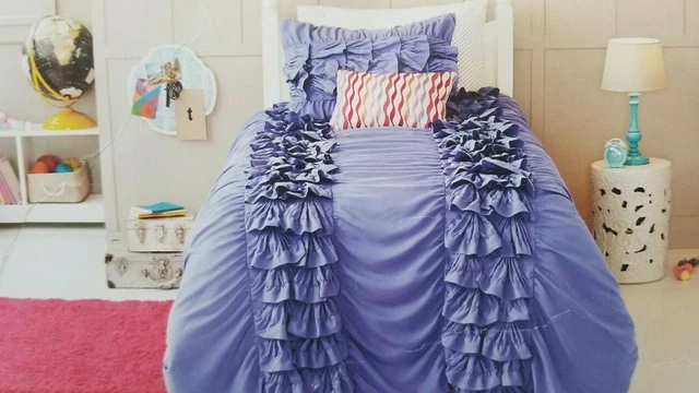 2 pc Xhilaration Purple Twin Comforter and Sham Set NIP