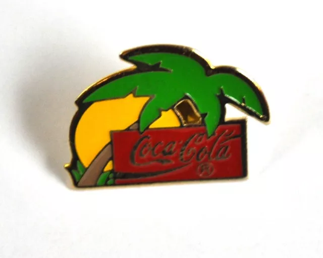 Coca Cola Coke USA Lapel Pin Button Badge Anstecknadel - Palme Sonne