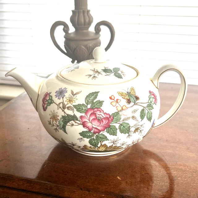 Wedgwood Charnwood Large Teapot Flowers Butterfly
