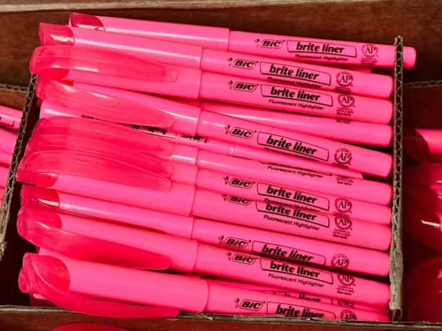 25 BIC Brite Liner Highlighter Multi-use Chisel Tip Color Fluorescent Pink NEW