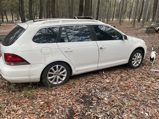 Volkswagon golf 2010 tsi wagon