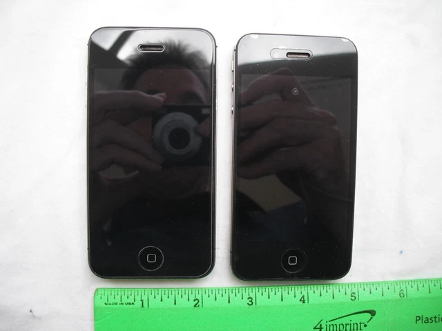 Lot of 2 Apple iPhone 4s Cell Phone, 8GB 32GB ATT AT&T A1387 MF257LL/A MD243J/A
