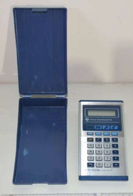 Ancienne  calculatrice électronique TEXAS INSTRUMENTS TI-1032 Vintage 80