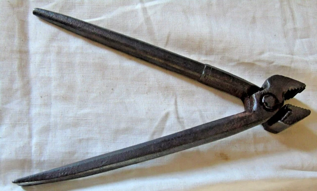 MARTEAU ANCIEN , 18 / 19 siècle , art populaire , tapissier ,mondial relay; coli EUR 9,00 - FR