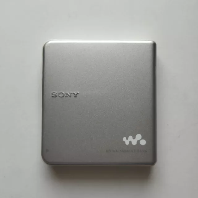 Sony MD WALKMAN MZ-E630 Silver and White USED ONLY PLAYER