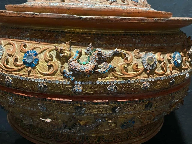 Antique The offering Box Burma Burmese Painted Dragon Tayo Lacquer Asian 20th 2
