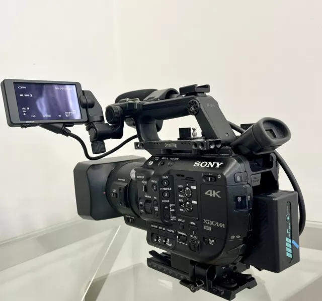 Sony Pxw-Fs5 4K Xdcam Camera System With Super 35 ( Super Minty Condition )