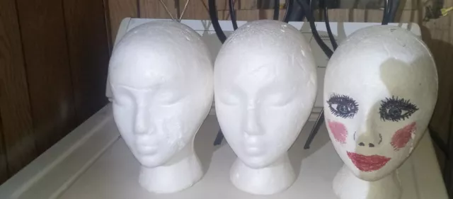 3 Wig Heads And 3 Wig Stands