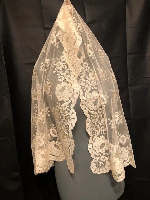 Dentelle Ancienne - Bon état - Origine France - Occasion Pour Création, Décoration Ou Collection