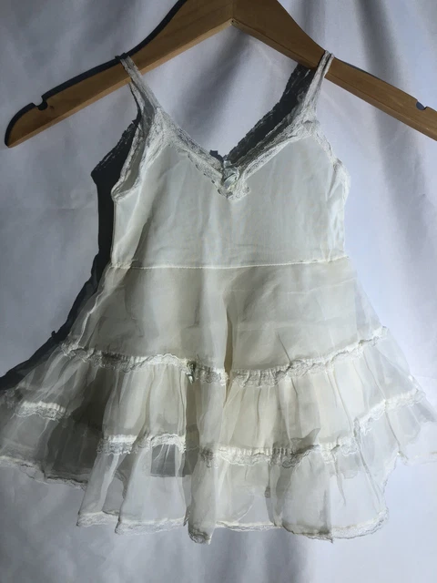 Vintage ivory Nylon FULL SLIP Tiered Ruffles LACE TRIM Little Girls sz 2