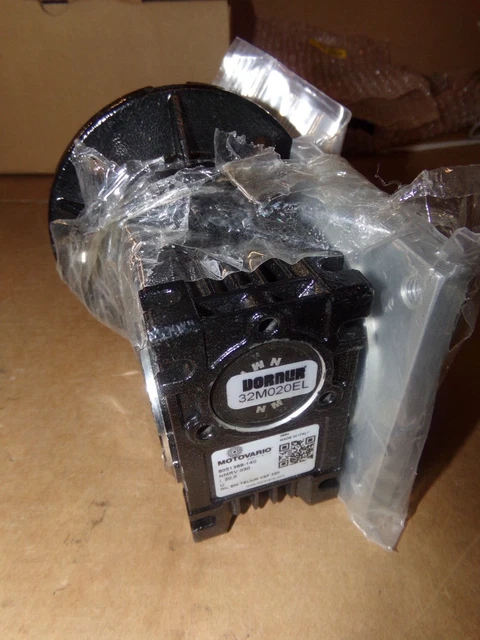 Dorner 32M020EL With MotoVario 8051388-140 New Old Stock