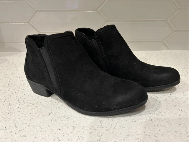 Maurices black sales ankle boots