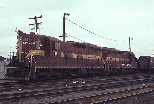 BIN Orig slide DM&IR Missabe EMD SD18 189 + 190 @ Nolan Yard Detroil MI 1969