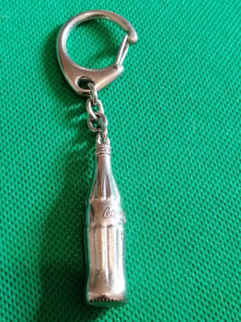 Porte clés vintage métal objet publicitaire Coca-Cola