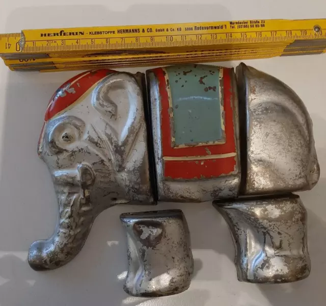 RAR: Antike große u. kl Backformen aus Weißblech Elefant" ~um 1930 TOP!!!!!!!!!!