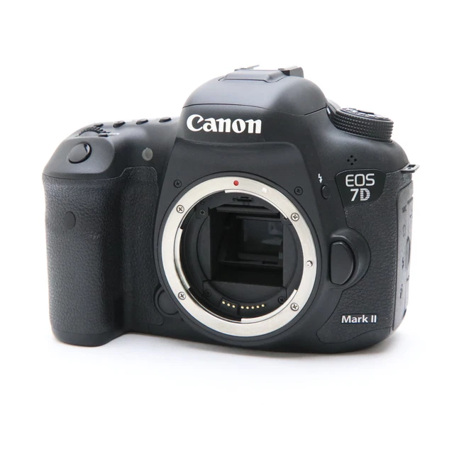 Canon EOS 7D Mark II 20.2MP Digital SLR Camera Body -Near Mint- #384