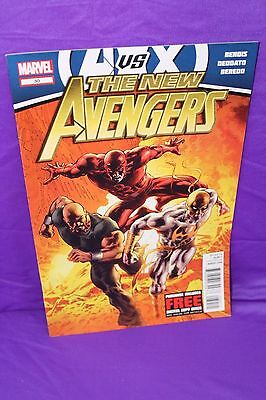 New Avengers #30 Brian Michael Bendis Marvel 2012 Comic Marvel Comics F/VF