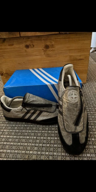 adidas gazelle silver green womens Stone Island x Adidas 2009 Grey Zipped Samba Trainers