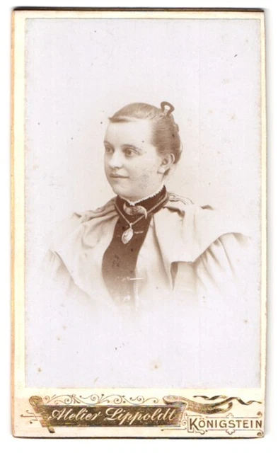 Fotografie Atelier Lippoldt, Königstein, am Julius Otto Denkmal, Portrait junge