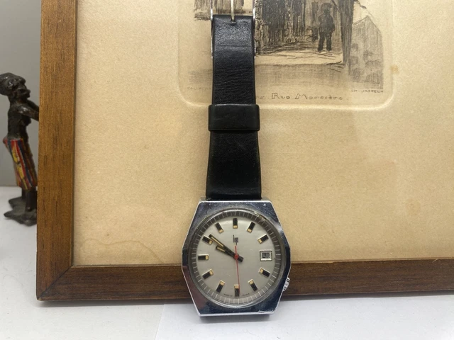 Montre Lip Vintage Boîtier Corne De Vache - Ancienne, Non Fonctionnelle - Pièce Collector