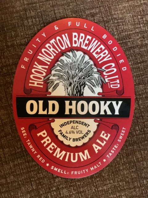 HOOK NORTON - Old Hooky -  Beer / Ale  Plastic Pump Clip Badge