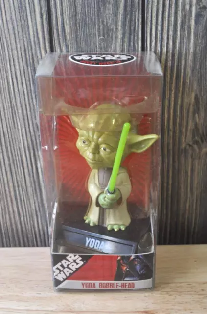 Funko Wacky Wobbler Star Wars Yoda Bobble-Head Figure