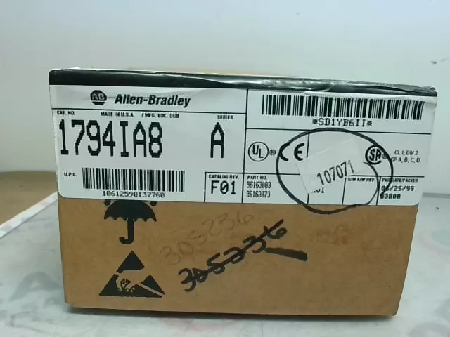 ALLEN BRADLEY 1794-IA8/A Entrée Module 8-Point 120VAC 50/60Hz - Usine Scellé