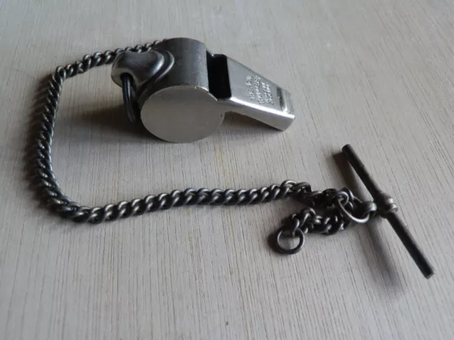 The Acme Thunderer - Vintage Whistle With 22cm Albert Chain