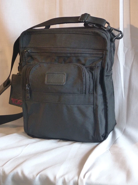 VTG. TUMI  Crossbody Bag Black Nylon Unisex 11.5 X 8'' Made in USA