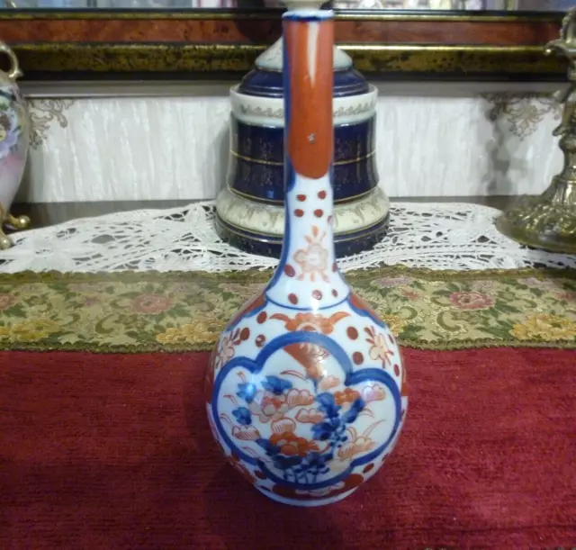 Small Antique Japanese Long Necked Imari Vase, Meiji Period, 20cm