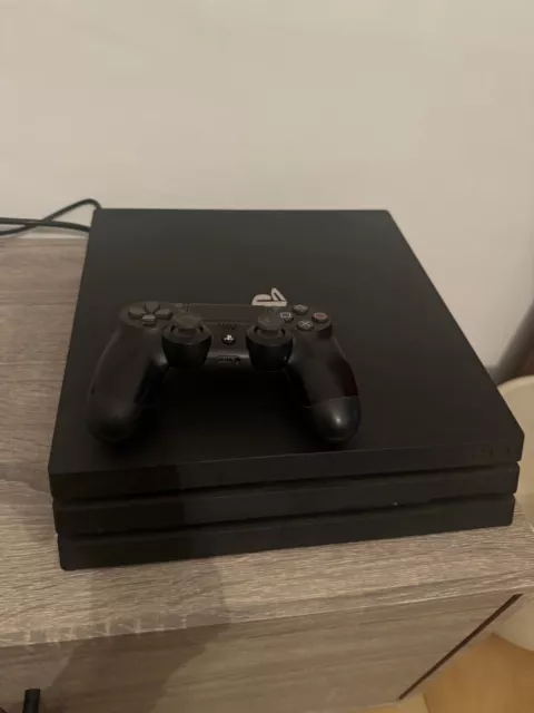 WofMoonlight on X: Vendo PS4 Pro 1TB Usado + Dualshock4 Original