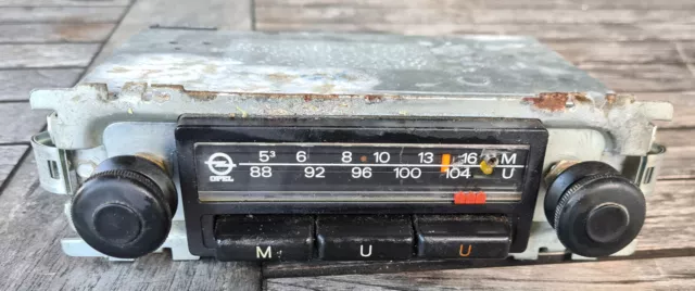 altes Autoradio Blaupunkt Le Mans 90054901 - OPEL Oldtimer