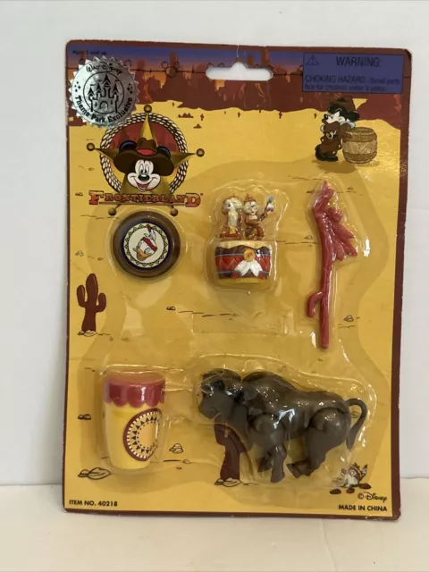 Walt Disney Frontierland Figure Set Theme Park Exclusive #40218 Chip N Dale NIB