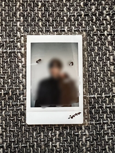 VeriVery Dongheon signed Polaroid Kpop