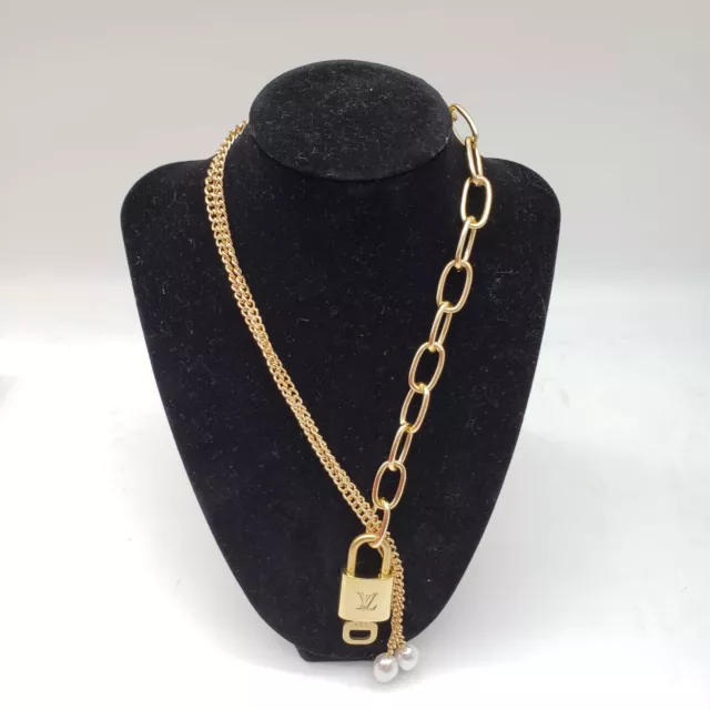 100% Auth Louis Vuitton Lock and Key Gold Color w/Gold Plated Chain Necklace #2