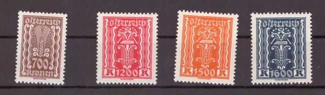 Österreich Lot aus MiNr 389 / 392 und 393 / 394 postfrisch **