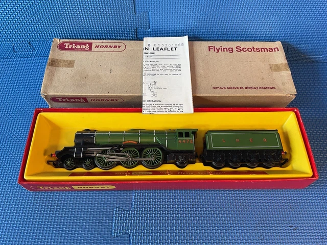 TRIANG HORNBY R855 LNER Class A3 Flying Scotsman Locomotive Green VGC ...