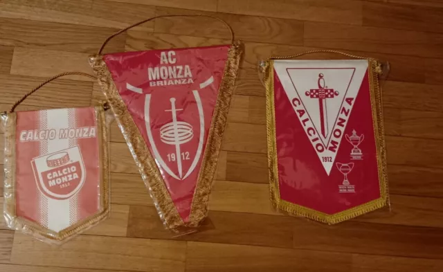 Lotto Gagliardetti Monza Set Pennants Fanion Wimpel Maglia Monza Collezione