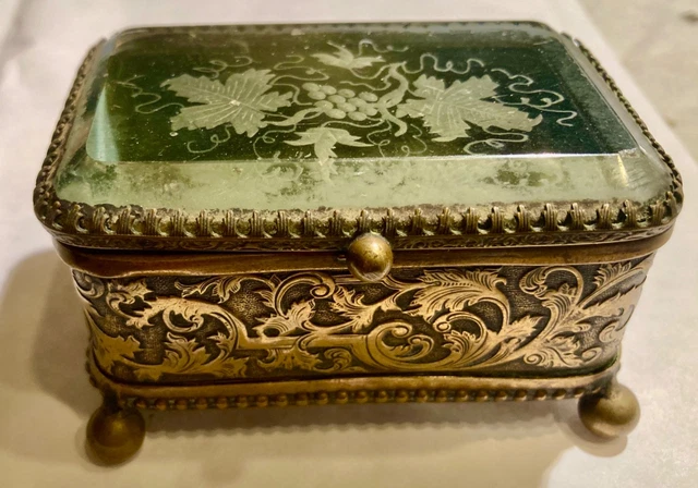 Ancienne petite Boîte Coffret à Bijoux en Laiton et Verre Biseauté
