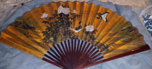 Lovely Vintage Antique Chinese Large Wall Scene Fan Signed Gold